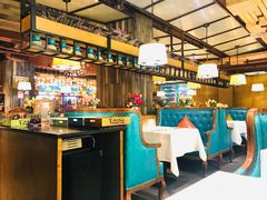 -领鲜活海鲜榴莲自助火锅(东门店)