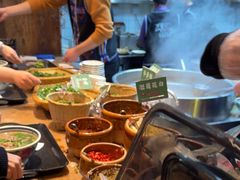 -云阿蛮云南生烫牛肉米线(奉贤路店)