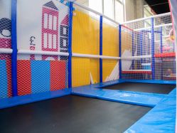 -开心哈乐亲子乐园(东森时尚百货店)