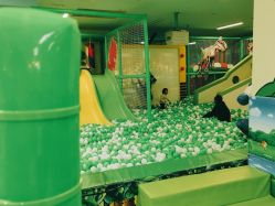 -汤姆小鸟(无锡宝龙广场店)