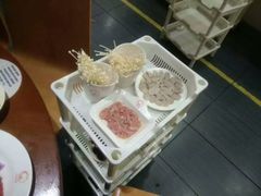 -泰龙城小吃街