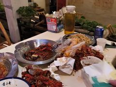 -霄汉牛三鲜湖北砂锅菜(万松园2店)