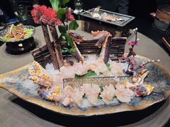 -蟹犇前•帝王蟹雪蟹(陆家嘴店)