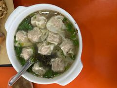 -石门侯·石门馄饨侯(革新北街店)