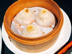 蟹粉小笼包-老头儿油爆虾·知味杭州(爱琴海购物中心)