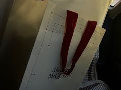 -Alexander McQueen(远洋太古里店)