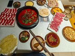 -贵府酸汤牛肉火锅·贵州老字号(飞山街店)