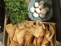 -牛村来人潮汕牛肉火锅(西单店)