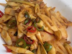 -老唐三下锅 ·张家界地标美食(溪布街店)