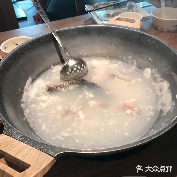 小凤厨顺德鱼坊·经典千层鱼(祈福店)千层鱼锅图片