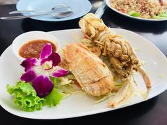 -两兄弟Song Pee Nong(2号店)