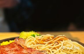 Grilled Tomahawk Steak
