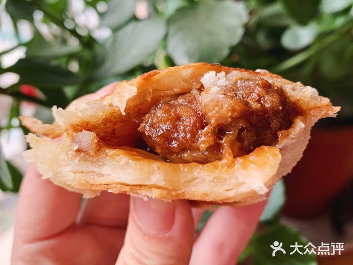 光明邨大酒家鲜肉月饼图片