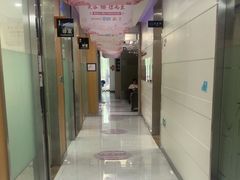 -雅悦齿科(顾村公园店)