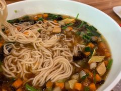 姥姥家的臊子面-宝葫芦西北茶食铺(中发源店)