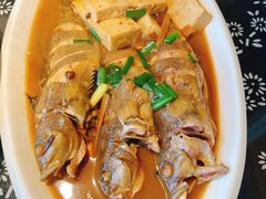 酱炖杂鱼-旺角小渔村(二马路店)