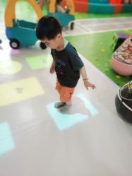 -动力星球家庭亲子游乐中心