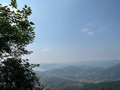 -抱犊崮国家森林公园