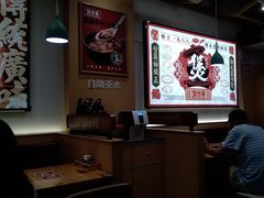 -华记煲仔华·煲仔饭(市桥易发店)
