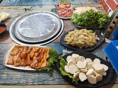 -牛牛牛酸菜煎肉店(望云寺路店)