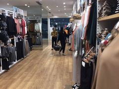 -优衣库(上海虹口龙之梦店)
