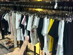 -万达广场(南昌红谷滩店)