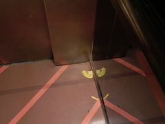 -桔子酒店(上海西藏北路地铁站店)