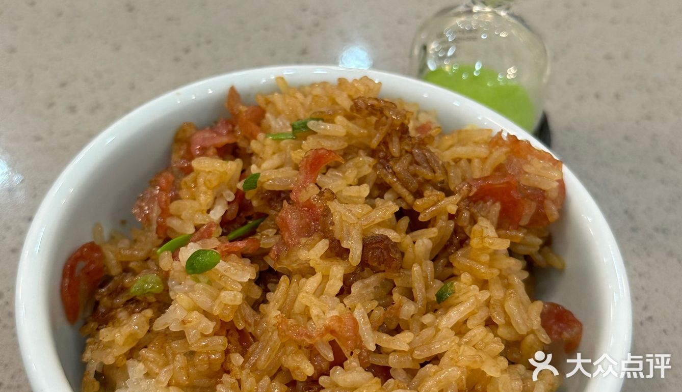 佳肴菜名：椰子鸡，真的超级好吃，椰子水煮出来的鸡肉很甜