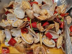 辣炒青岛花蛤-必点海鲜·海肠捞饭·鲅鱼水饺(滨江道店)