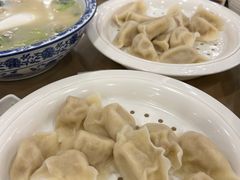 -悦府东北私房菜·饺子王·铁锅炖(长白山万达店)