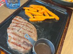 -必胜客(上海华谊新所店)