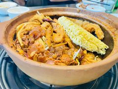 -胡须佬鸡煲四季火锅店(石厦西村直营店)