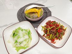 -鲸鱼妈妈月嫂/育婴师定制