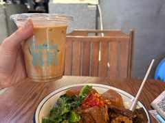 -CowCow其其·牛杂咖啡公司(六运店)