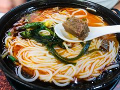 红烧牛肉米线-李米线(总店)