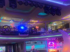 -巴特餐饮6加1音乐餐吧·新疆菜
