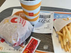 -麦当劳(保利若比邻店)