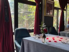 -弦月窗LUNETTE BY AMANDA(复兴路店)