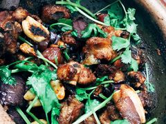 腊肠排骨煲-海口滨海新村143号海南老字号炒菜店