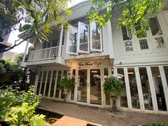 -Fern Forest Cafe