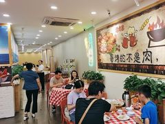 -粤盛海鲜平价店(洛溪食街店)