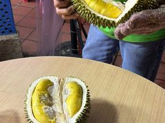 -101 Fresh Fruits Trading