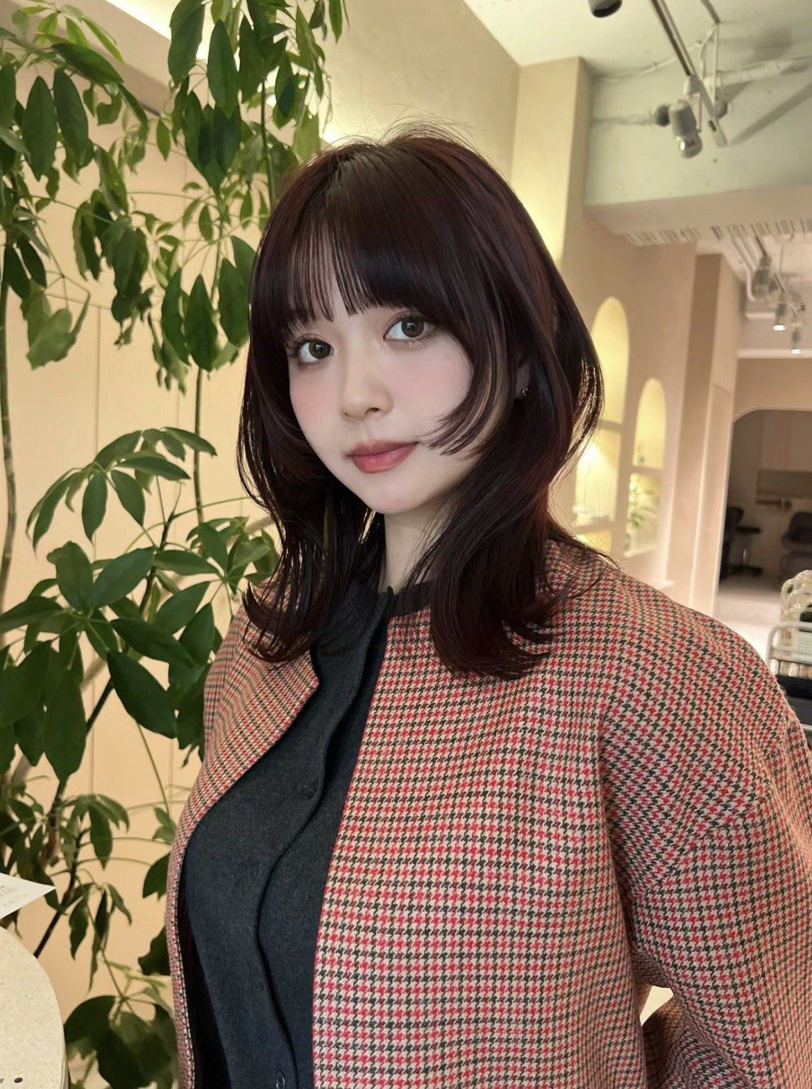 日系修颜层次感发型