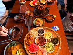 -包整·丝娃娃(一览甲秀楼风景店)