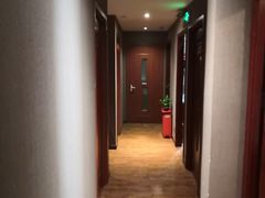 -莱蔻·圣灸堂·推拿艾灸(天山店)