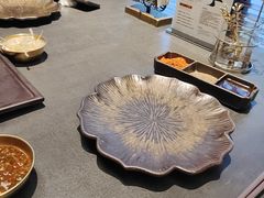 -铭牛烧肉·和牛海鲜自助(高新月牙湖店)