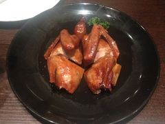 红烧乳鸽-汤城小厨•粤菜•靓汤(西直门凯德MALL店)