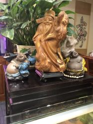 -灵彩珠宝(朗香街店)