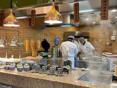 -亮马河饭店翠雅咖啡厅