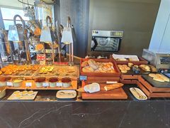-锦厨自助餐厅·海鲜·牛扒(海口索菲特大酒店)